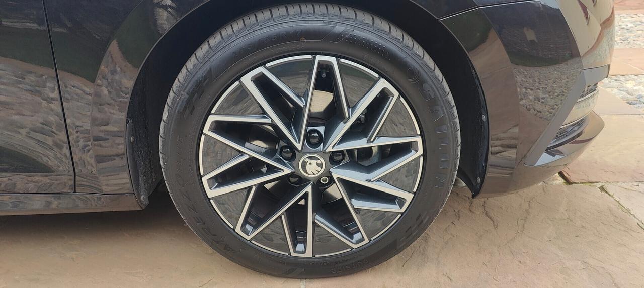 Skoda Octavia 2.0 TDI EVO SCR 150 CV DSG Wagon Style