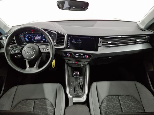 AUDI A1 SPB 25 TFSI S tronic Identity Black SLINE