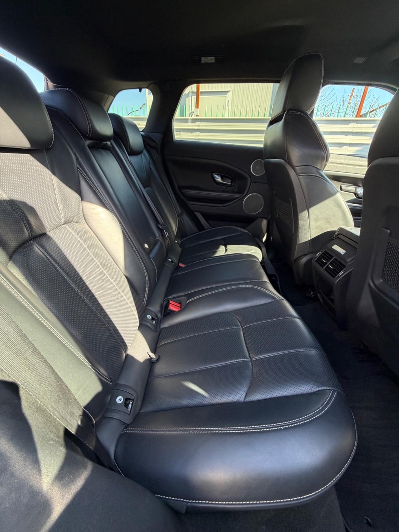 Land Rover Range Evoque 2.0 TD4 180 CV 5p. Autobiography