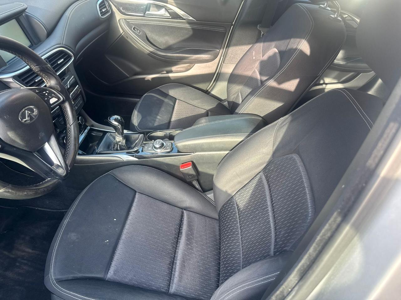 Infiniti Q30 1.5 diesel Premium
