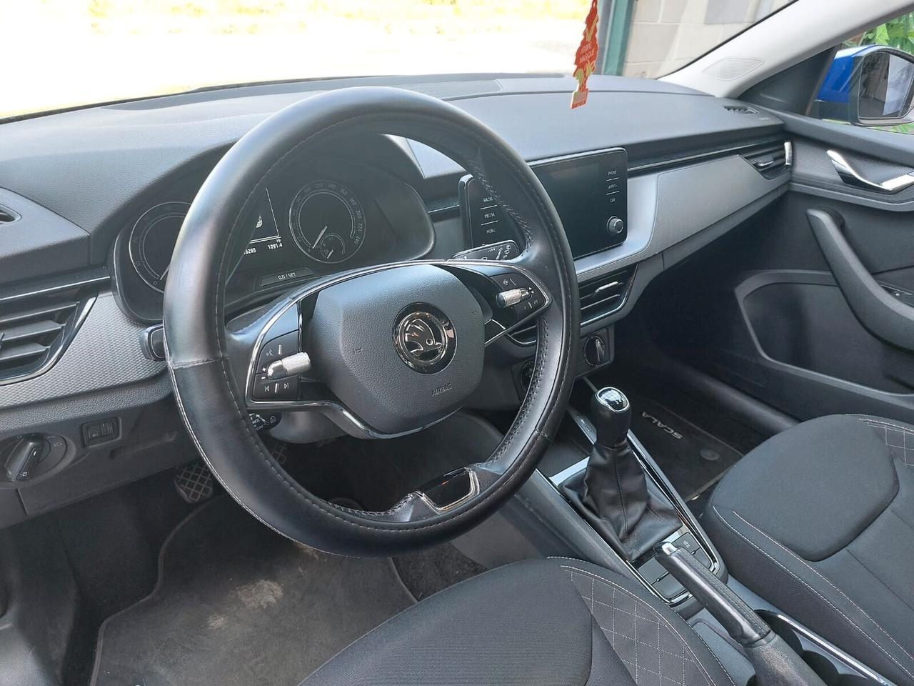 Skoda Scala 1.0 g-tec Sport 90CV !!!!