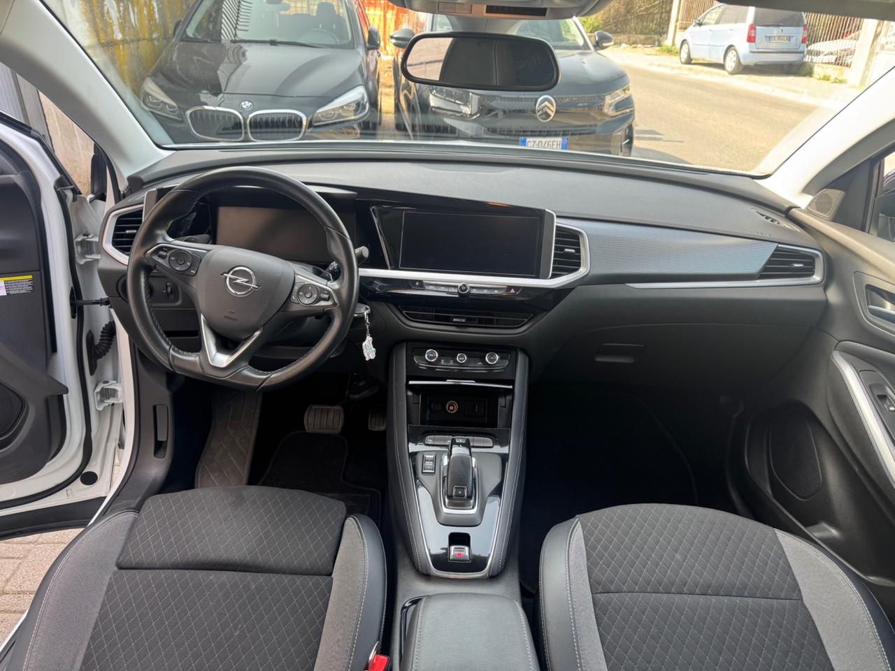 Opel Grandland 1.5 diesel Ecotec aut. Business Elegance