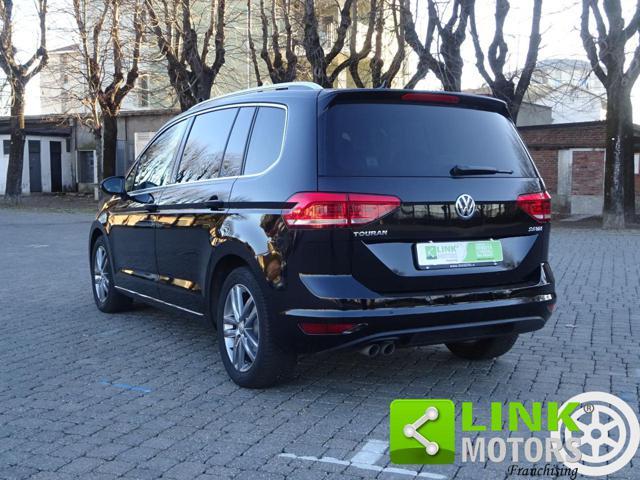 VOLKSWAGEN Touran 2.0 TDI 150 CV SCR DSG Executive GARANTITA