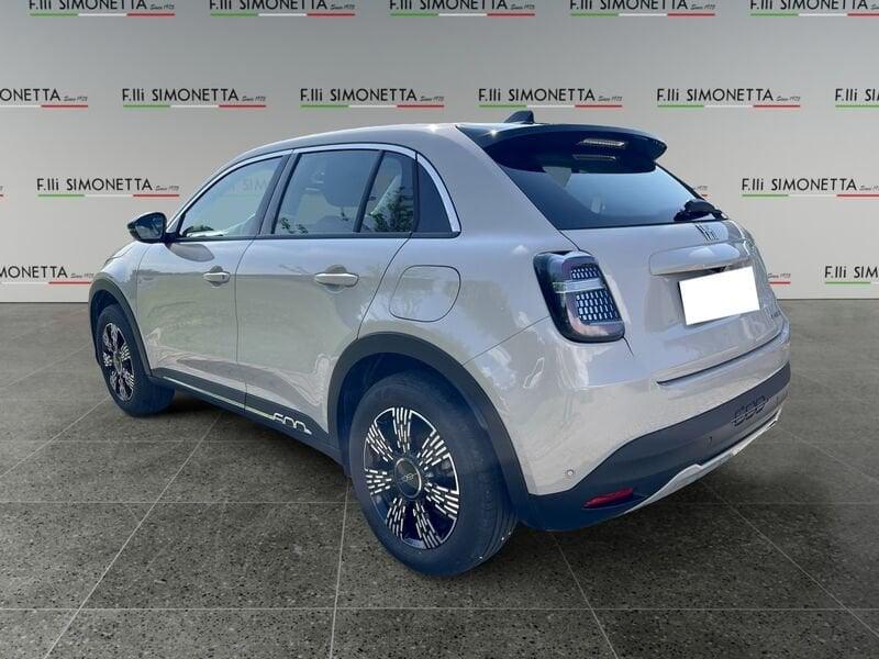 FIAT 600 1.2 hybrid 145cv auto - AZIENDALE
