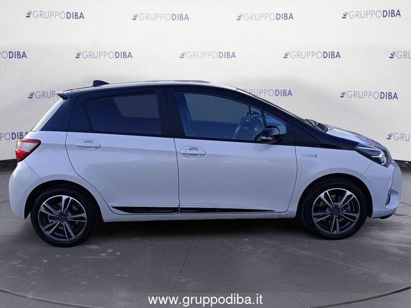 Toyota Yaris III 2017 5p Benzina 5p 1.5h y20 Bitone