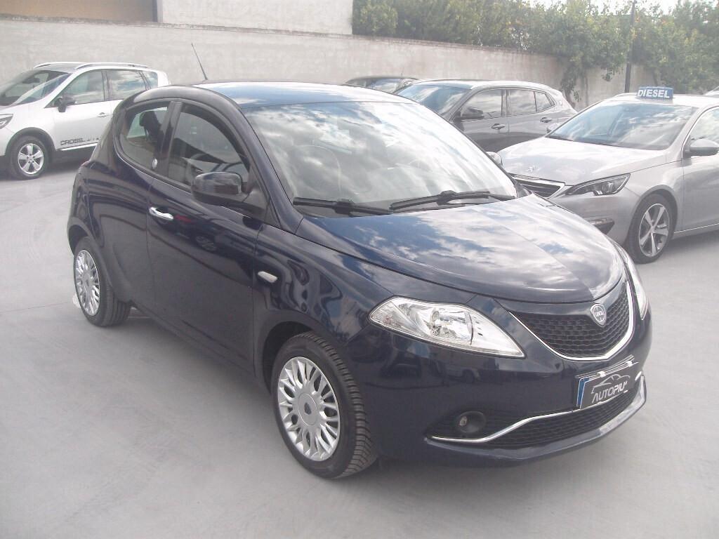 Lancia Ypsilon 1.2 69 CV GPL Ecochic Gold - 2016