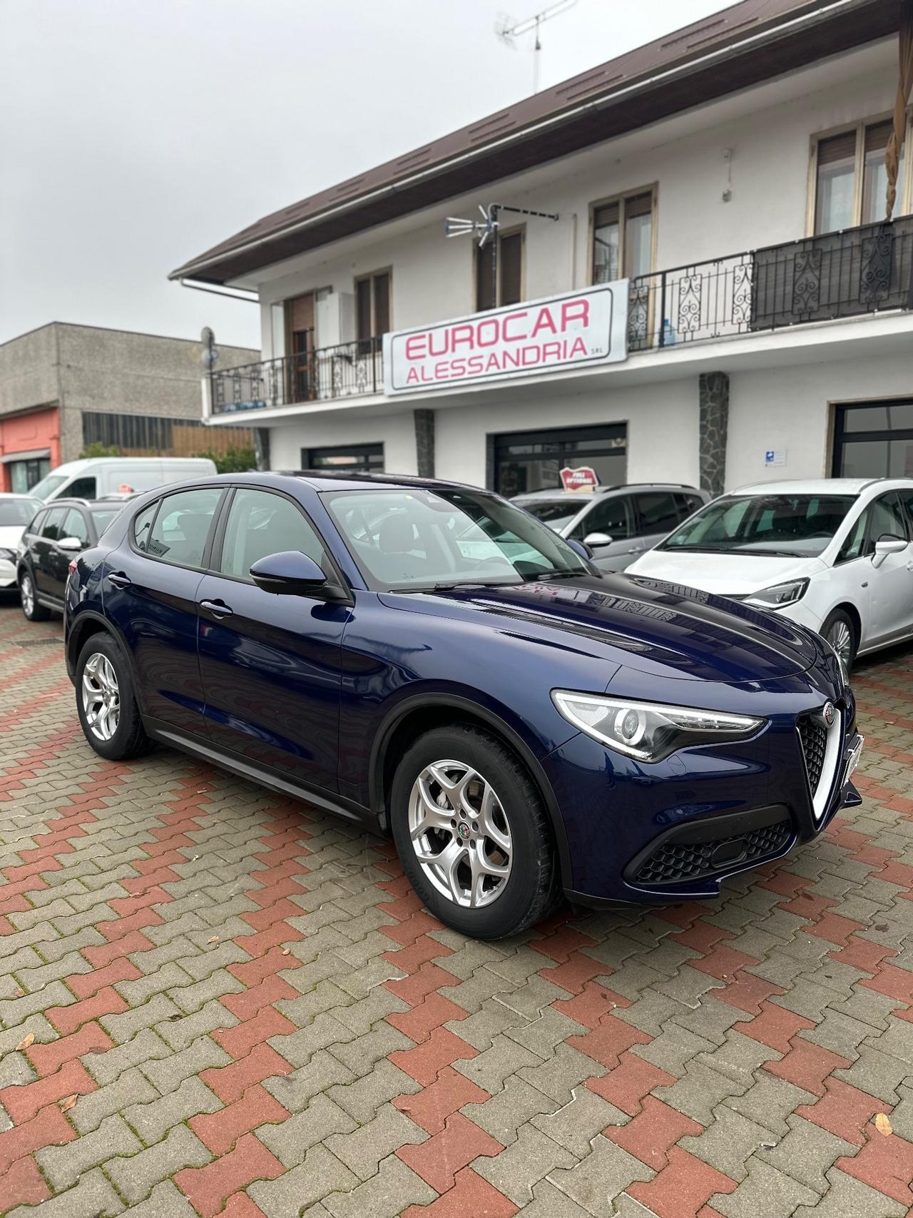 Alfa Romeo Stelvio 2.2 Turbodiesel 160 CV AT8 RWD Business