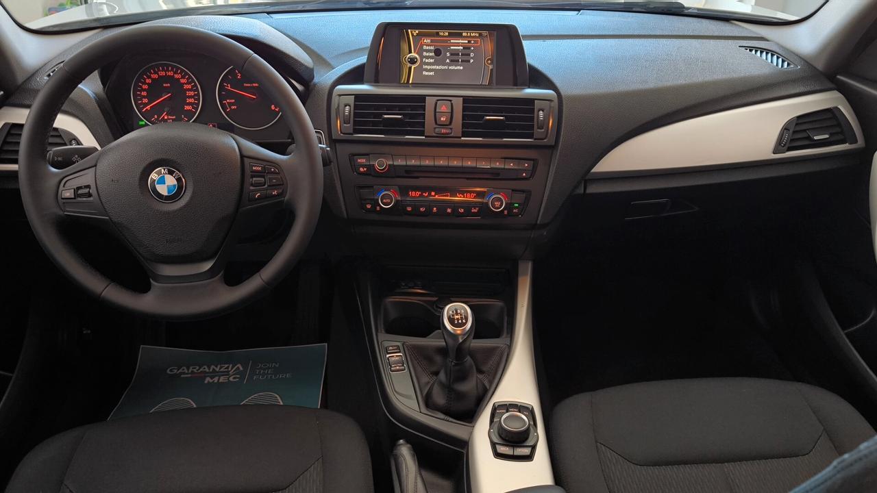 Bmw 116 116d 5p. Urban