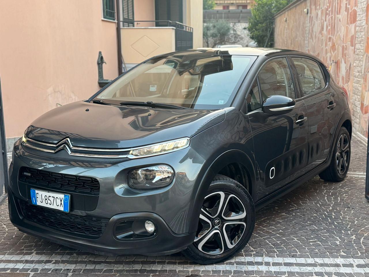Citroen C3 PureTech 82 GPL Shine