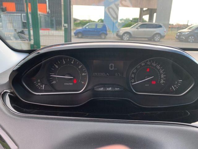 PEUGEOT 208 1° serie PureTech 82 5 porte Allure