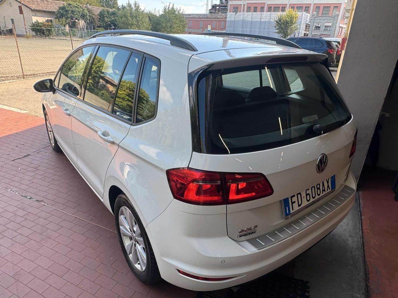 Volkswagen Golf Sportsvan Variant 1.4 TGI DSG Highline BlueMotion