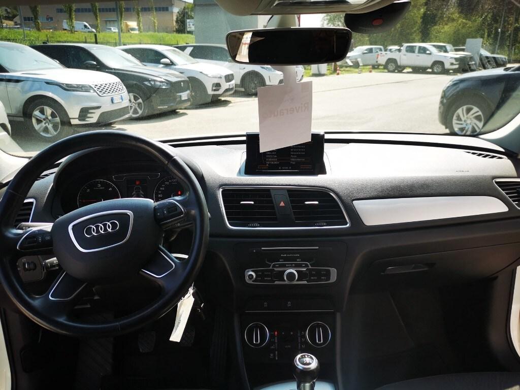 AUDI Q3 Q3 2.0 TDI 120 CV Business