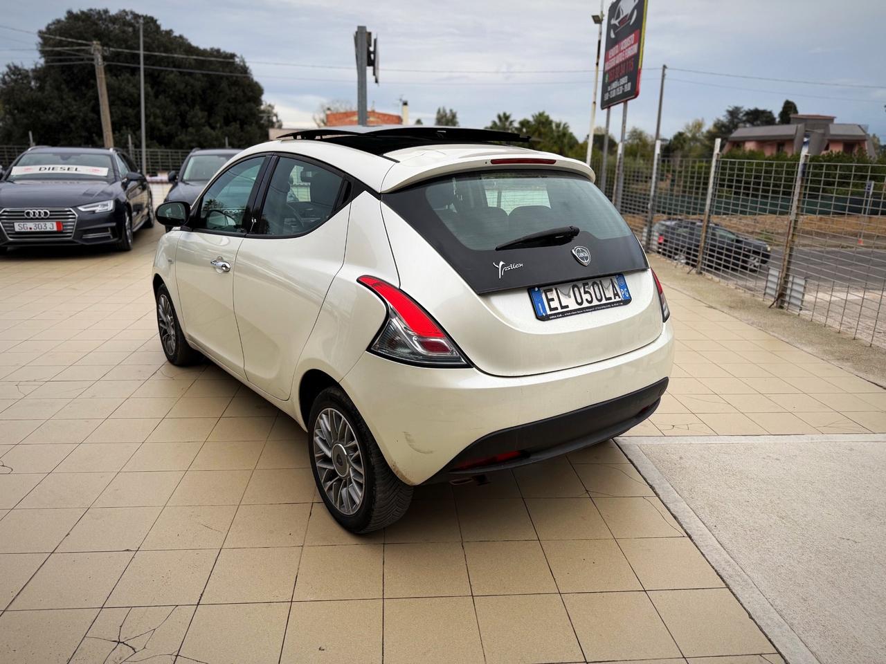 Lancia Ypsilon 1.3 MJT 16V 95 CV 5 porte S&S Platinum
