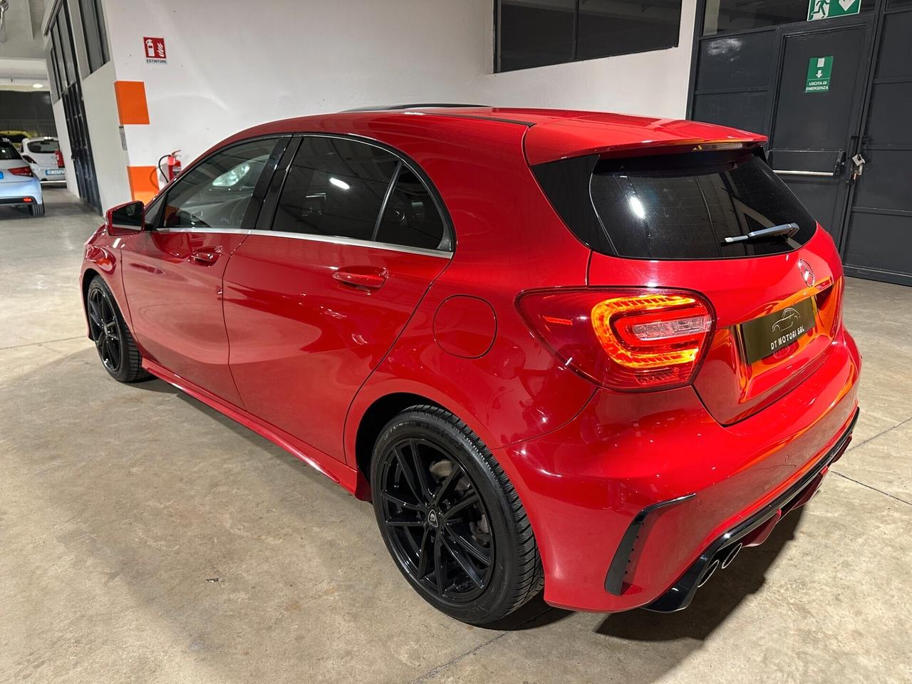 Mercedes-benz A 180 Premium AMG - NAVI NEOPATENTATI