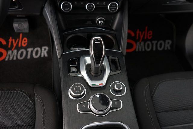 ALFA ROMEO Stelvio 2.2 Turbodiesel 190 CV AT8 Q4 Business