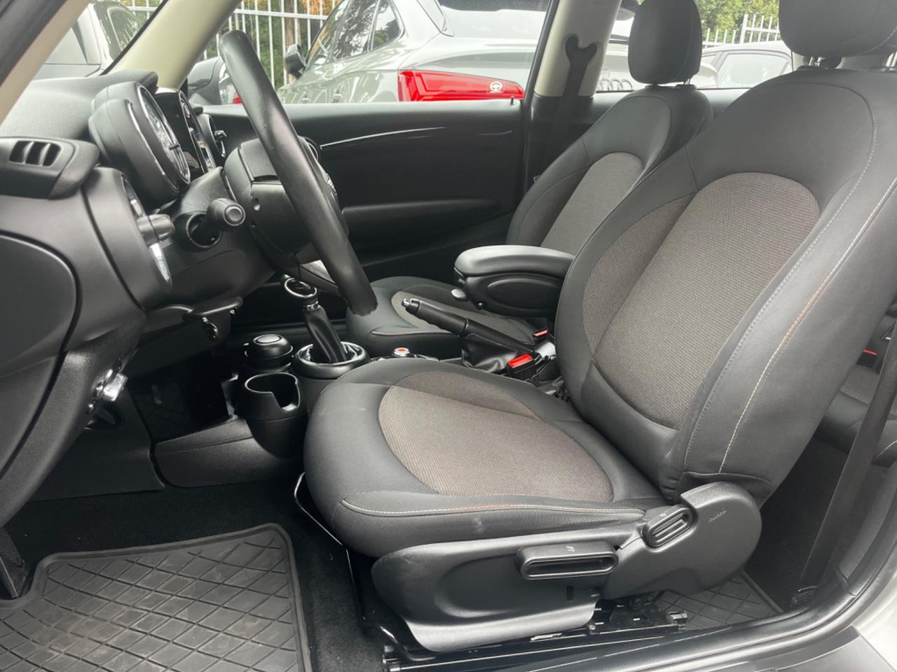 Mini 1.5 Cooper D- 95000km AUTOMATICA