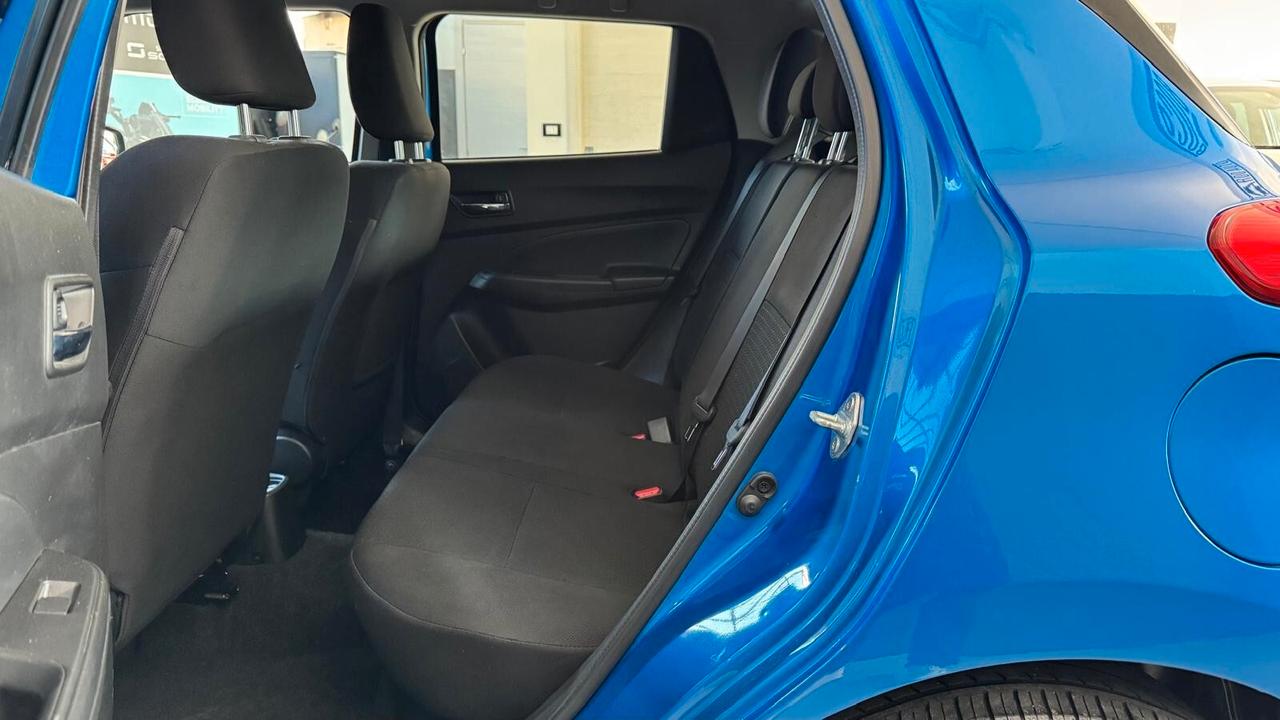 Suzuki Swift 1.2 Hybrid Top