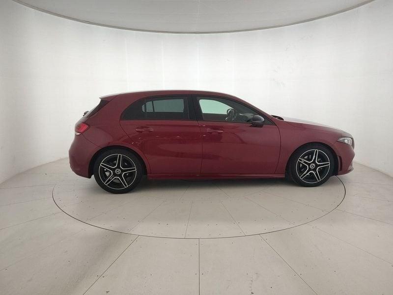 Mercedes-Benz Classe A A 200 d Premium Night edition auto