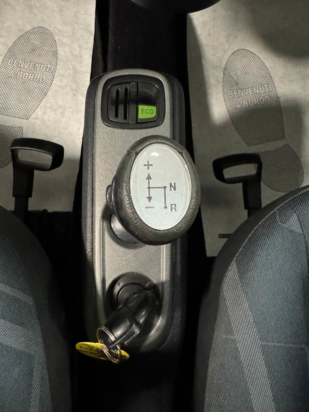 Smart ForTwo 1.0 MHD PASSION SERVO STERZO 2010