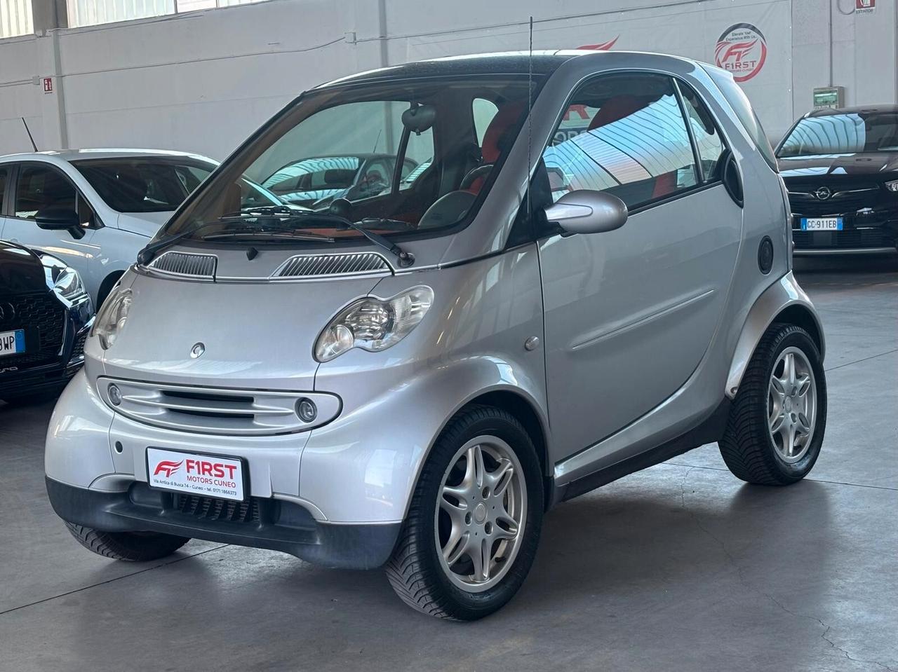 Smart ForTwo 700 coupé pure (45 kW)