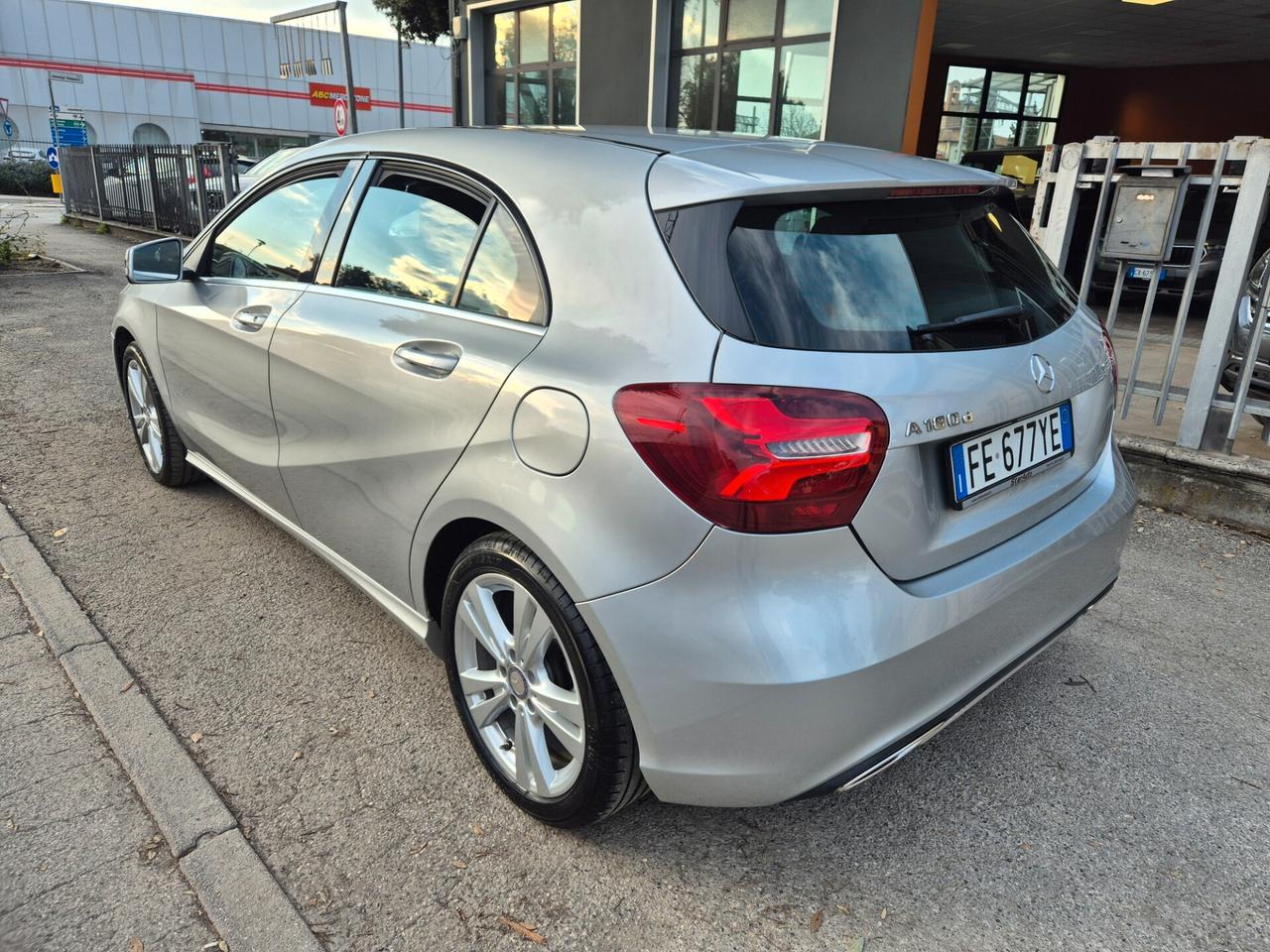 Mercedes-benz A 180 d Premium