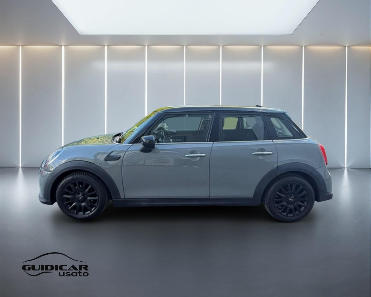 MINI Mini IV F55 2021 5p - Mini 5p 1.5 One Classic 75cv