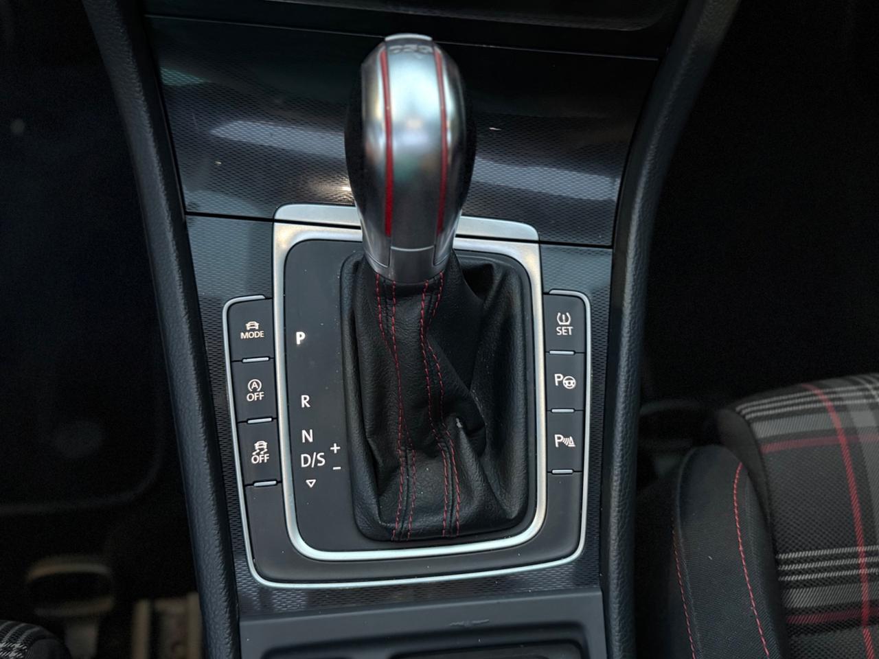 Volkswagen Golf GTI Performance 2.0 TSI 5p. BlueMotion Technology