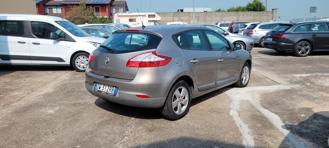 Renault Megane Mégane 1.5 dCi 110CV Dynamique