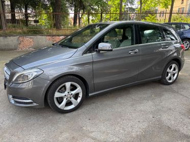 Mercedes-benz B 200 BlueEFFICIENCY Premium