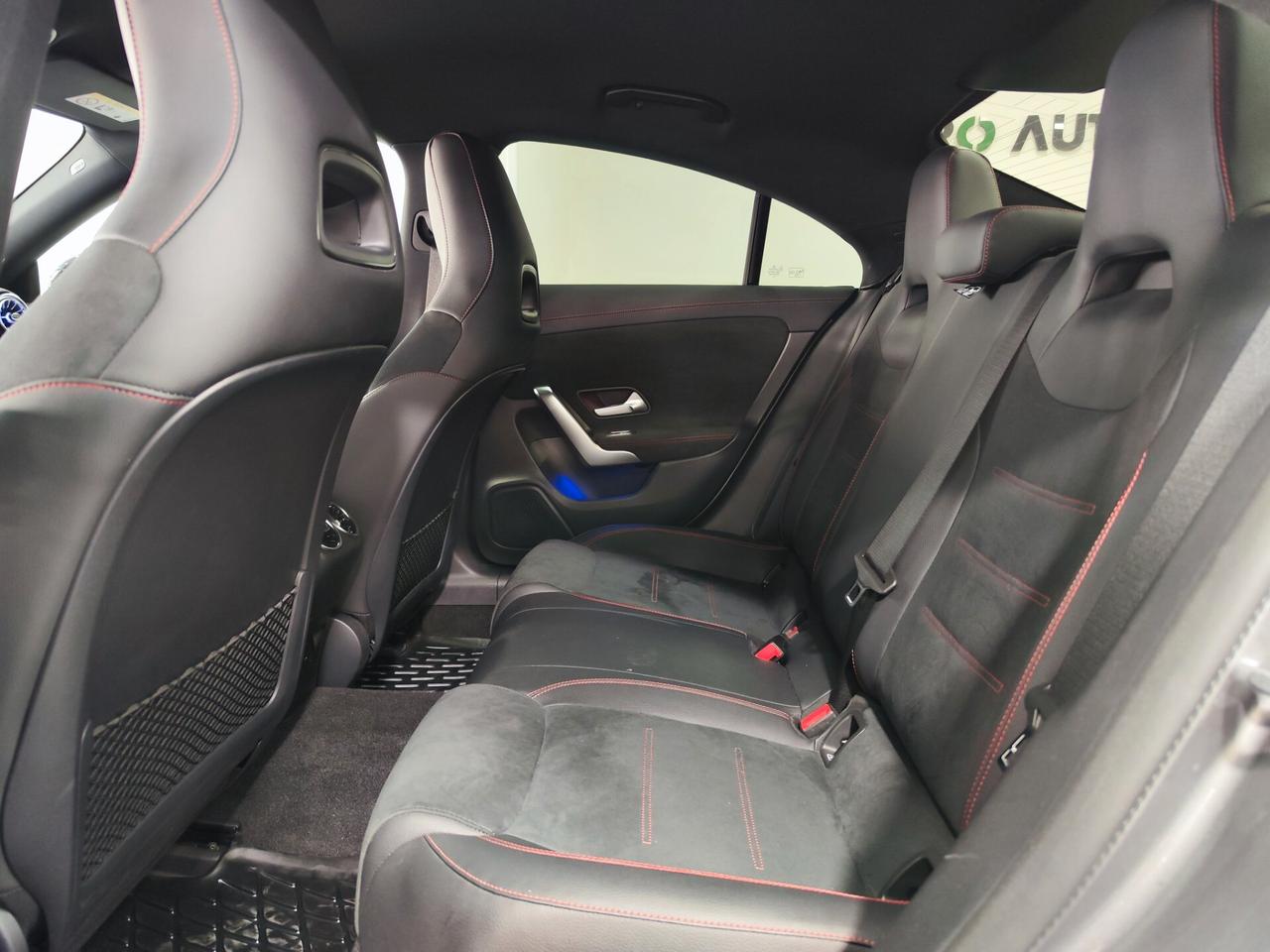 Mercedes-benz CLA 200 d Premium Unico Proprietario Led