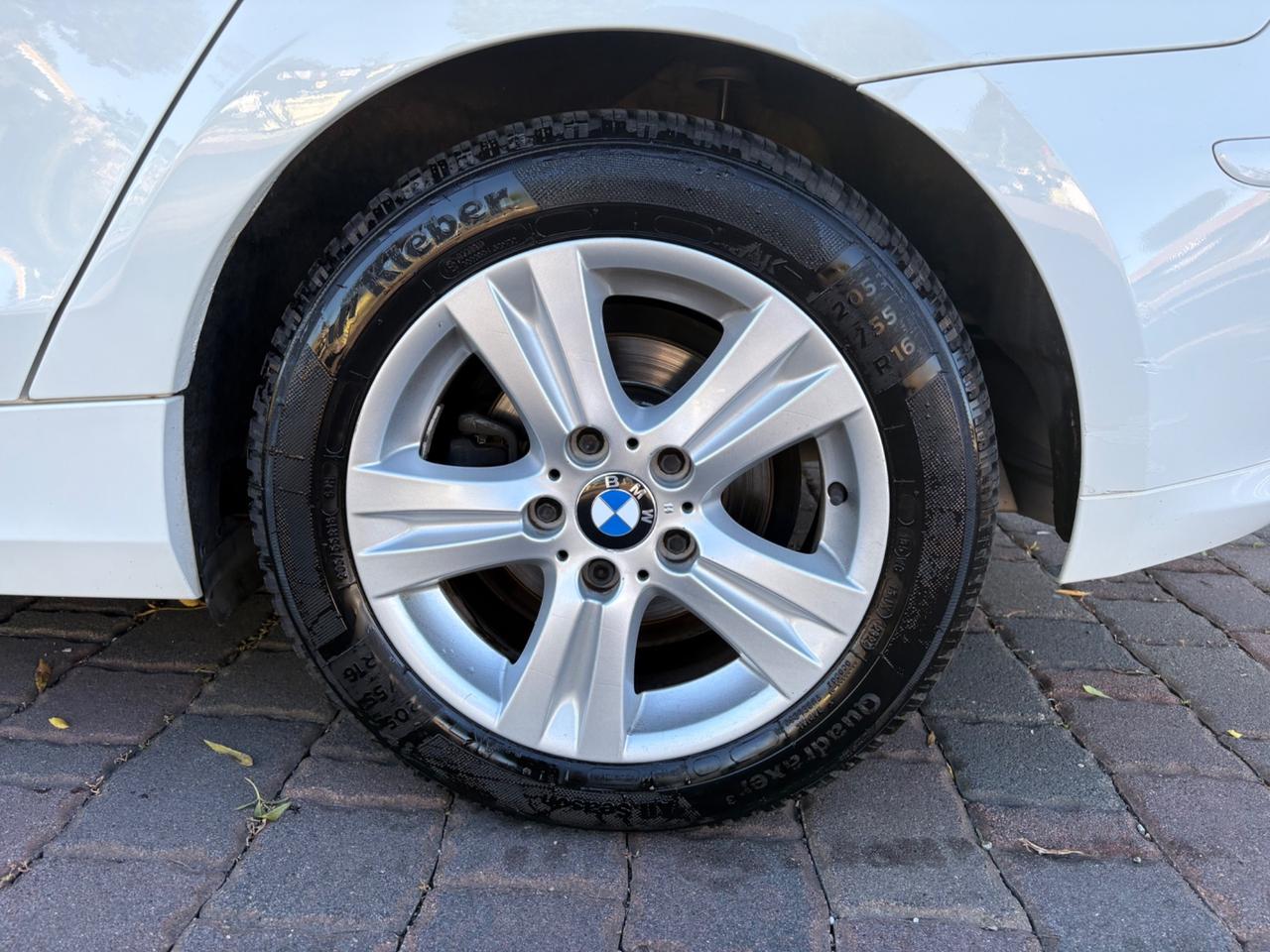 Bmw 116 116i cat 5 porte Futura