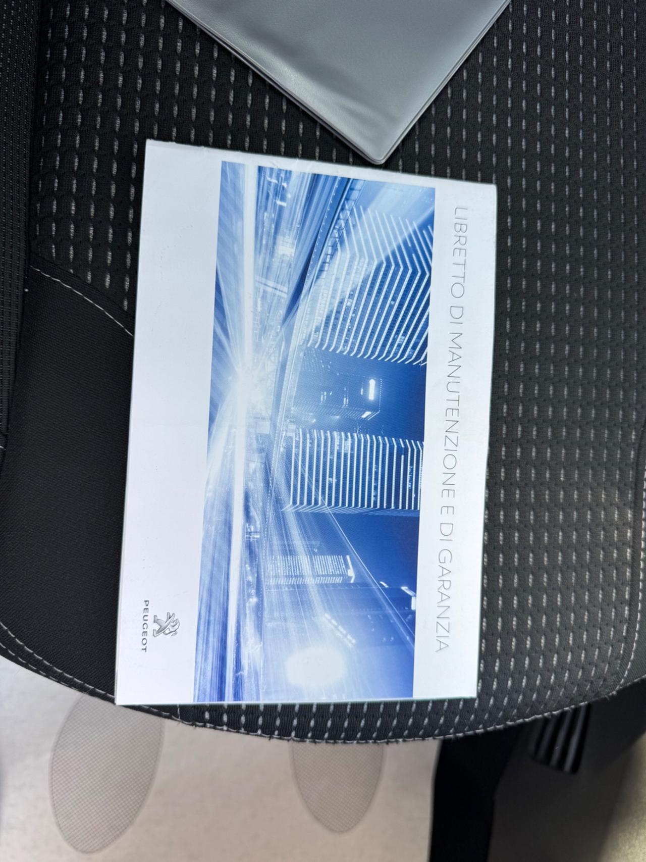 Peugeot 208 PureTech 82 Stop&Start 5 porte Allure