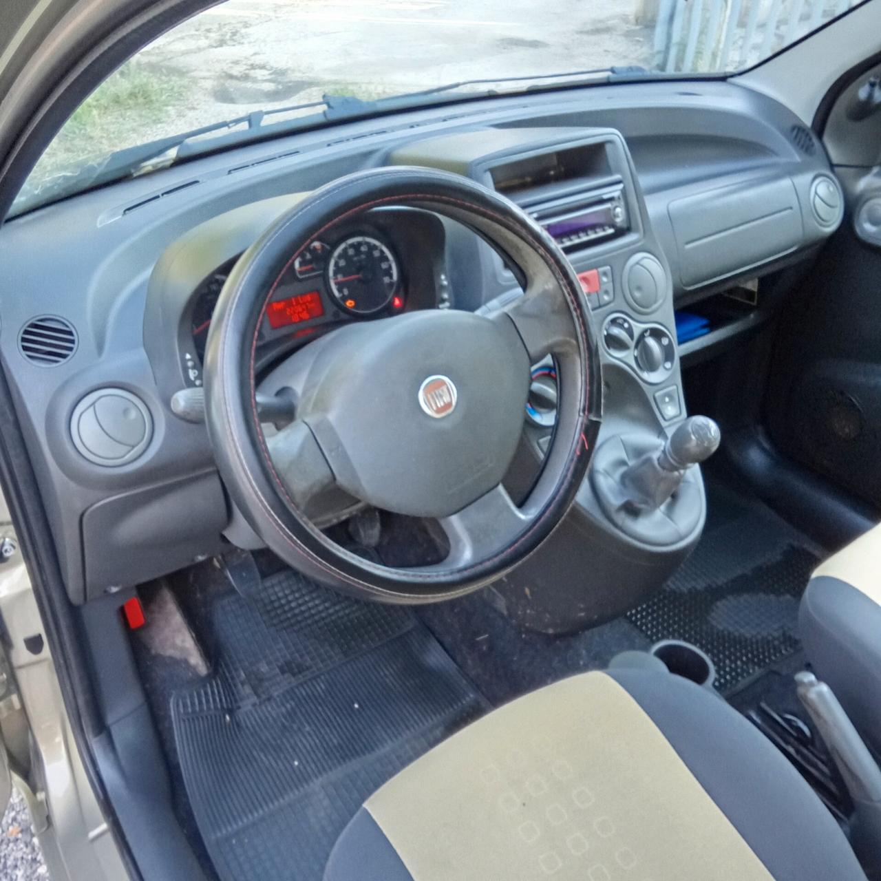 Fiat Panda 1.3 MJT 16V DPF Dynamic 011