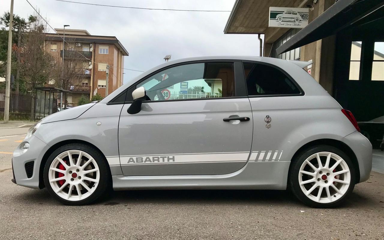 Abarth 595 1.4 Turbo T-Jet 180 CV Esseesse
