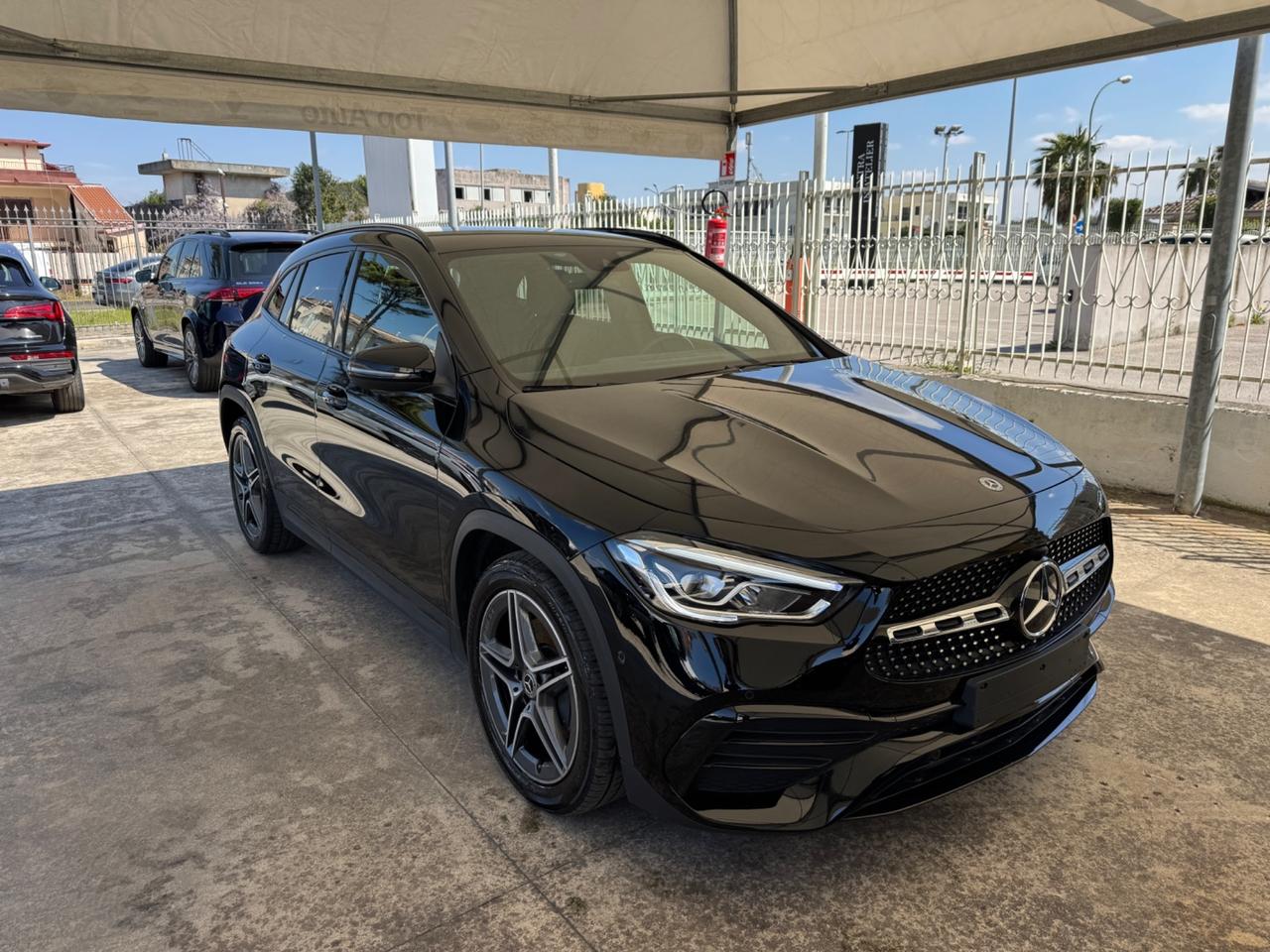 MERCEDES-BENZ GLA 200 d AUTOMATIC. PREMIUM AMG