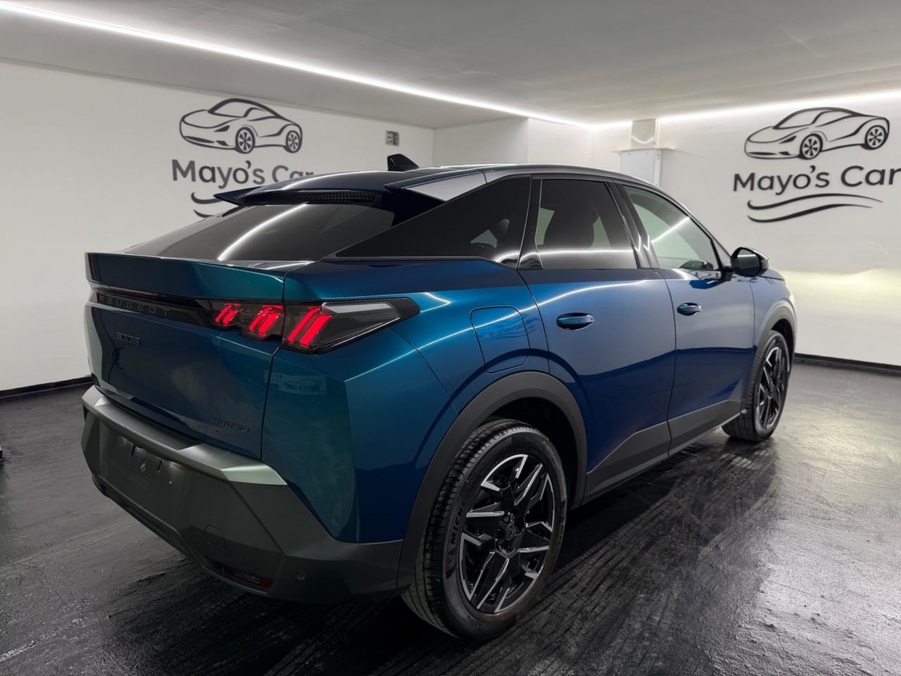 PEUGEOT 3008 FULL HYBRID (anno 2025)