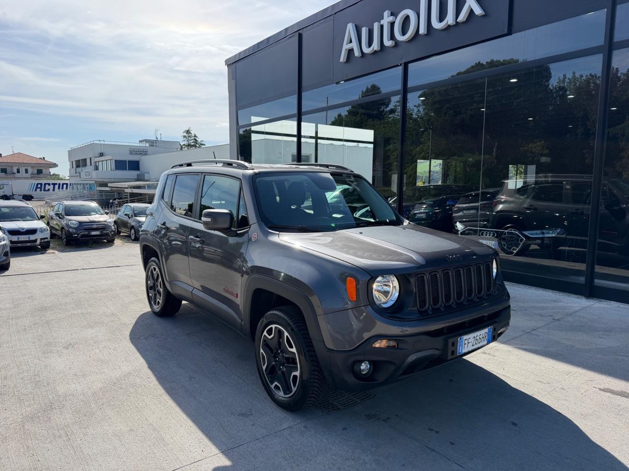 Jeep Renegade 2.0 Mjt 170CV 4WD Active Drive Low Trailhawk