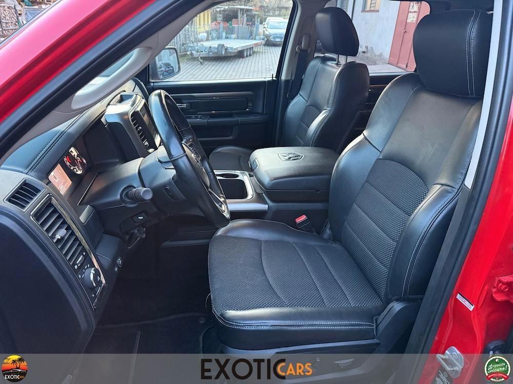 Dodge RAM 5.7 HEMI V8 Pickup