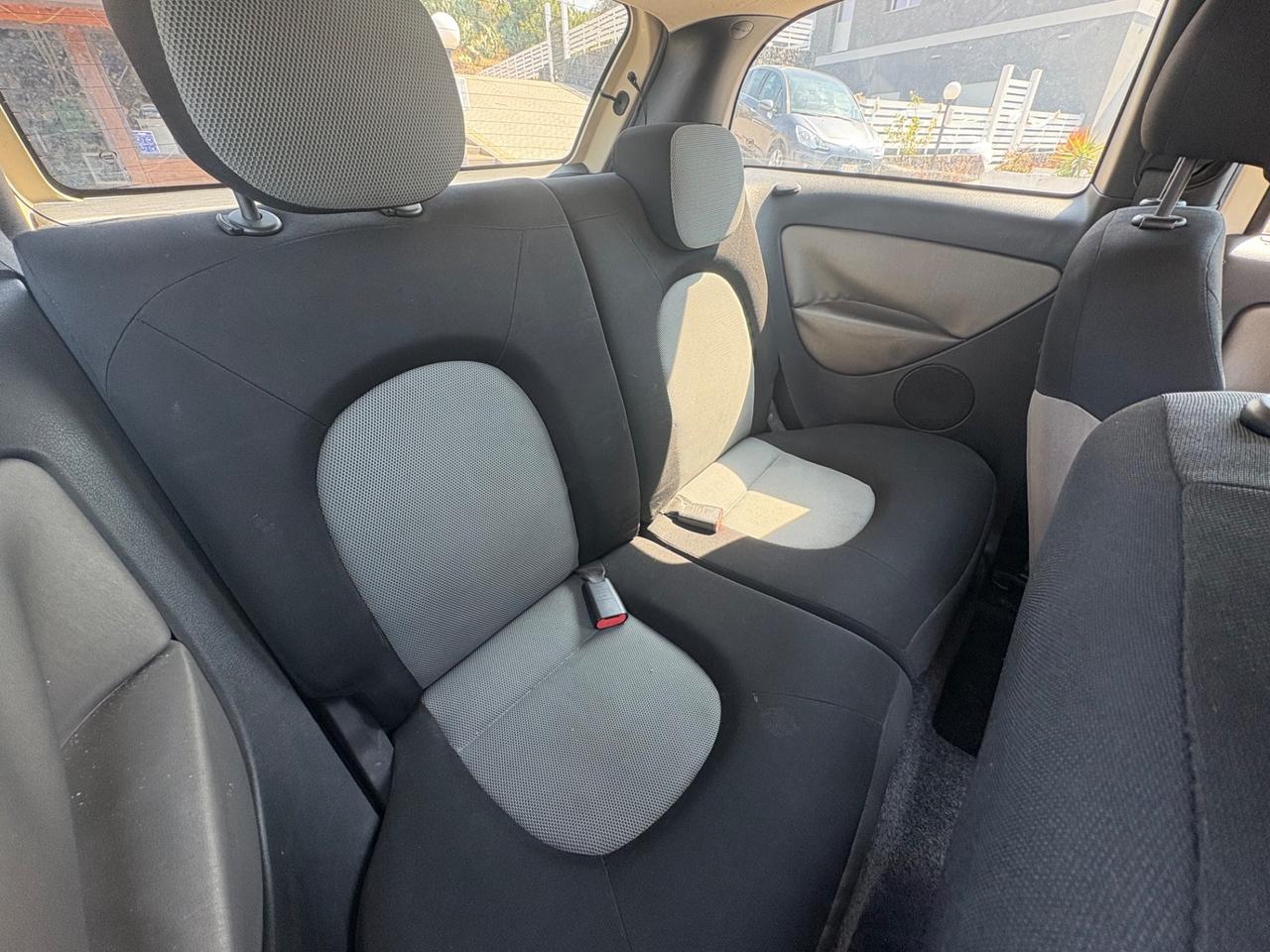 Lancia Ypsilon 1.2 fire