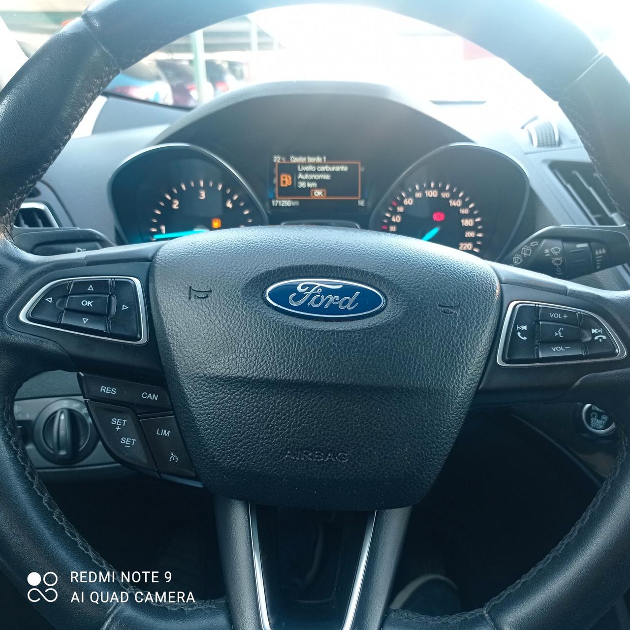 Ford Kuga 1.5 TDCI 120 CV S&S 2WD Business