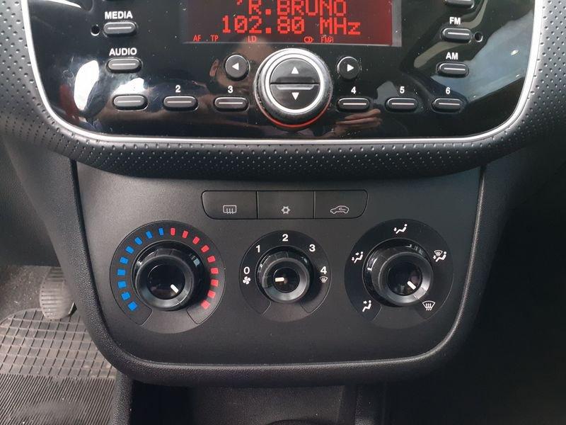 FIAT Grande Punto Grande Punto 5p 1.4 natural power Actual 77cv