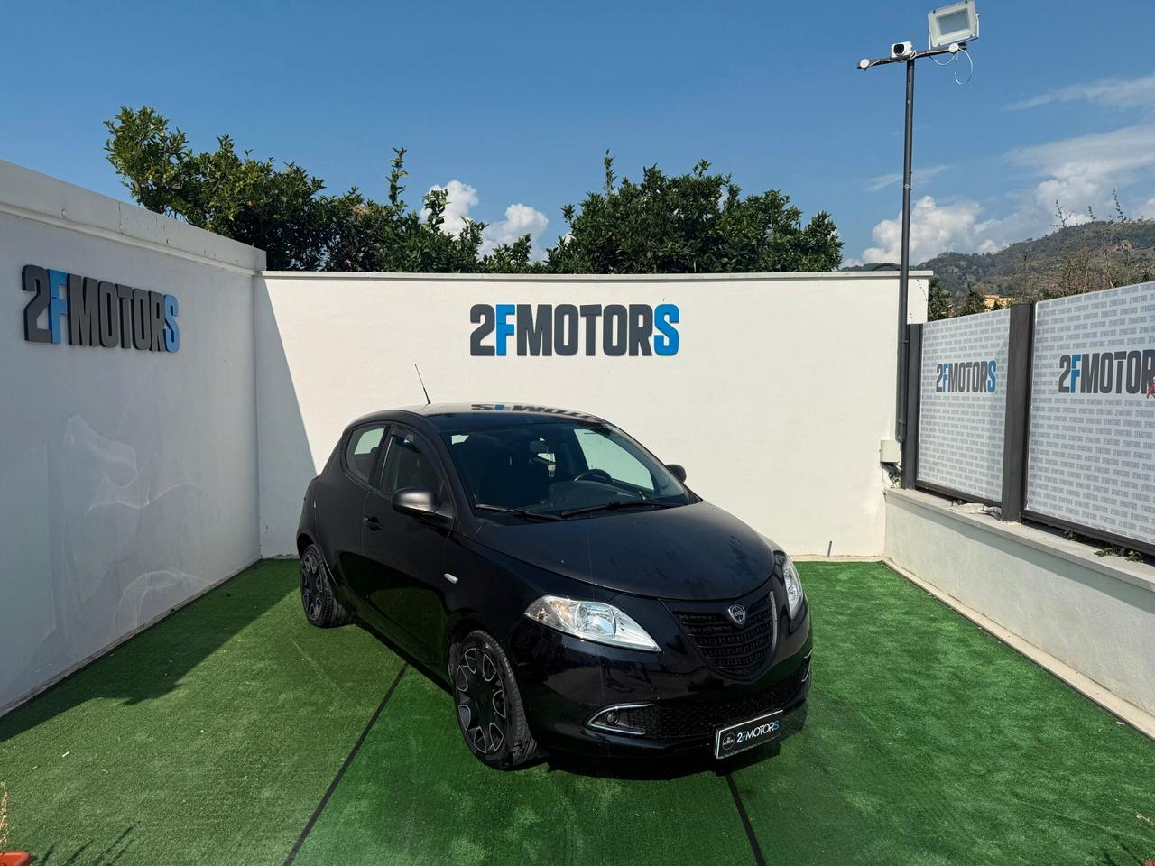 Lancia Ypsilon S MomoDesign ecochic Gpl 69cv E6