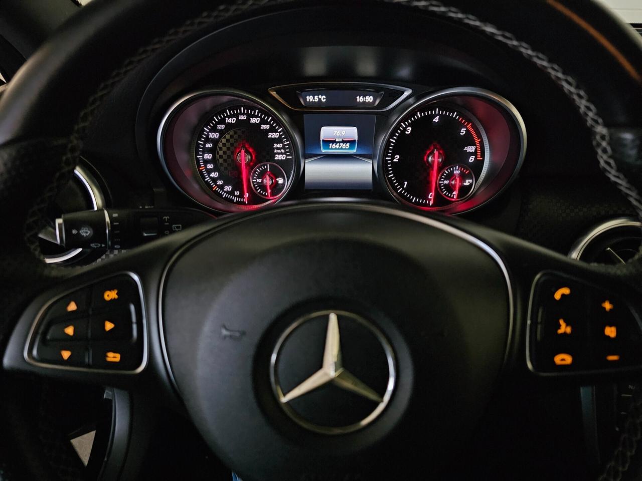 Mercedes-benz A 180 d Sport 110cv