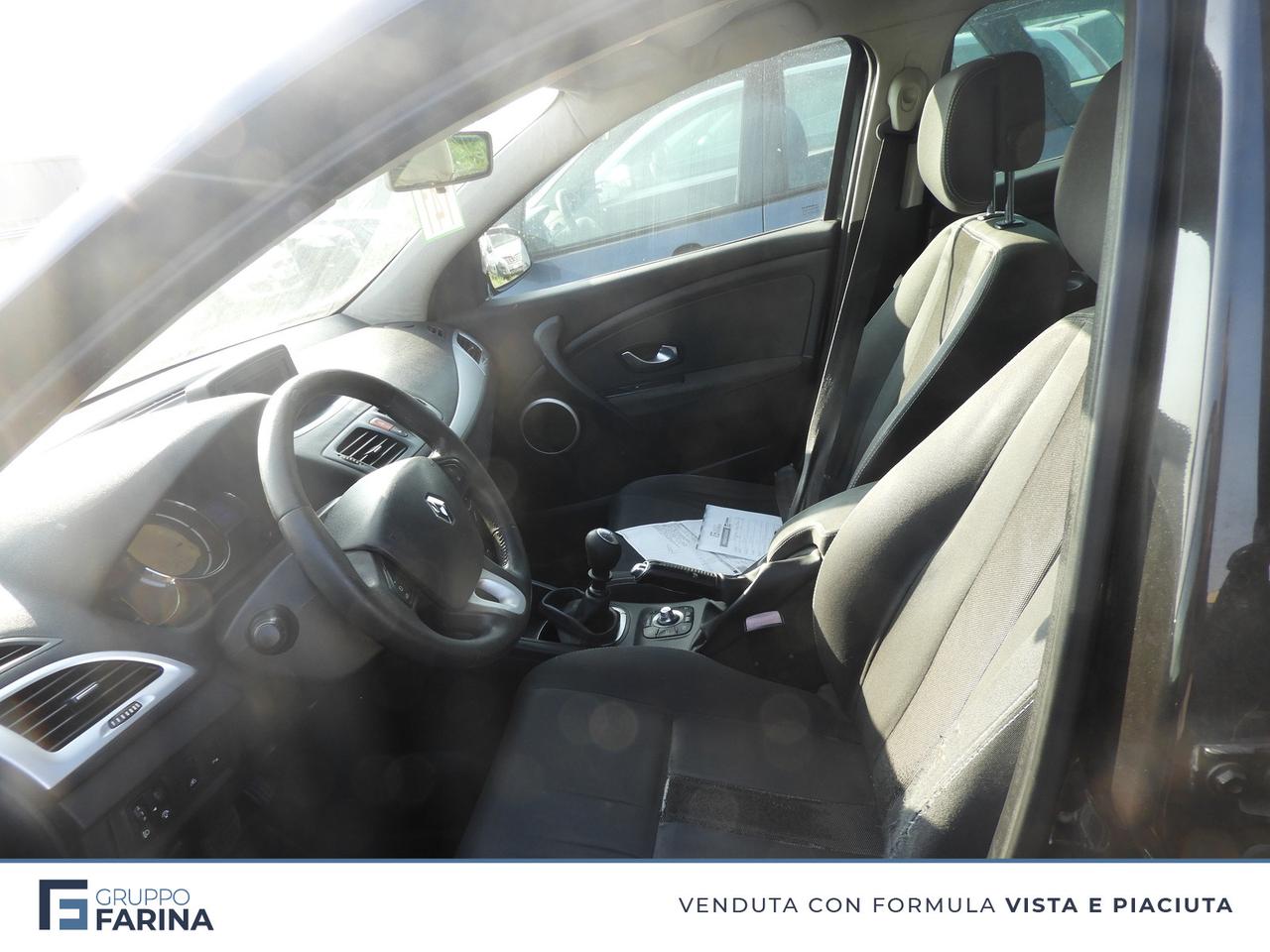 RENAULT Megane III 2008 SporTour - Megane SporTour 1.9 dci Luxe TomT