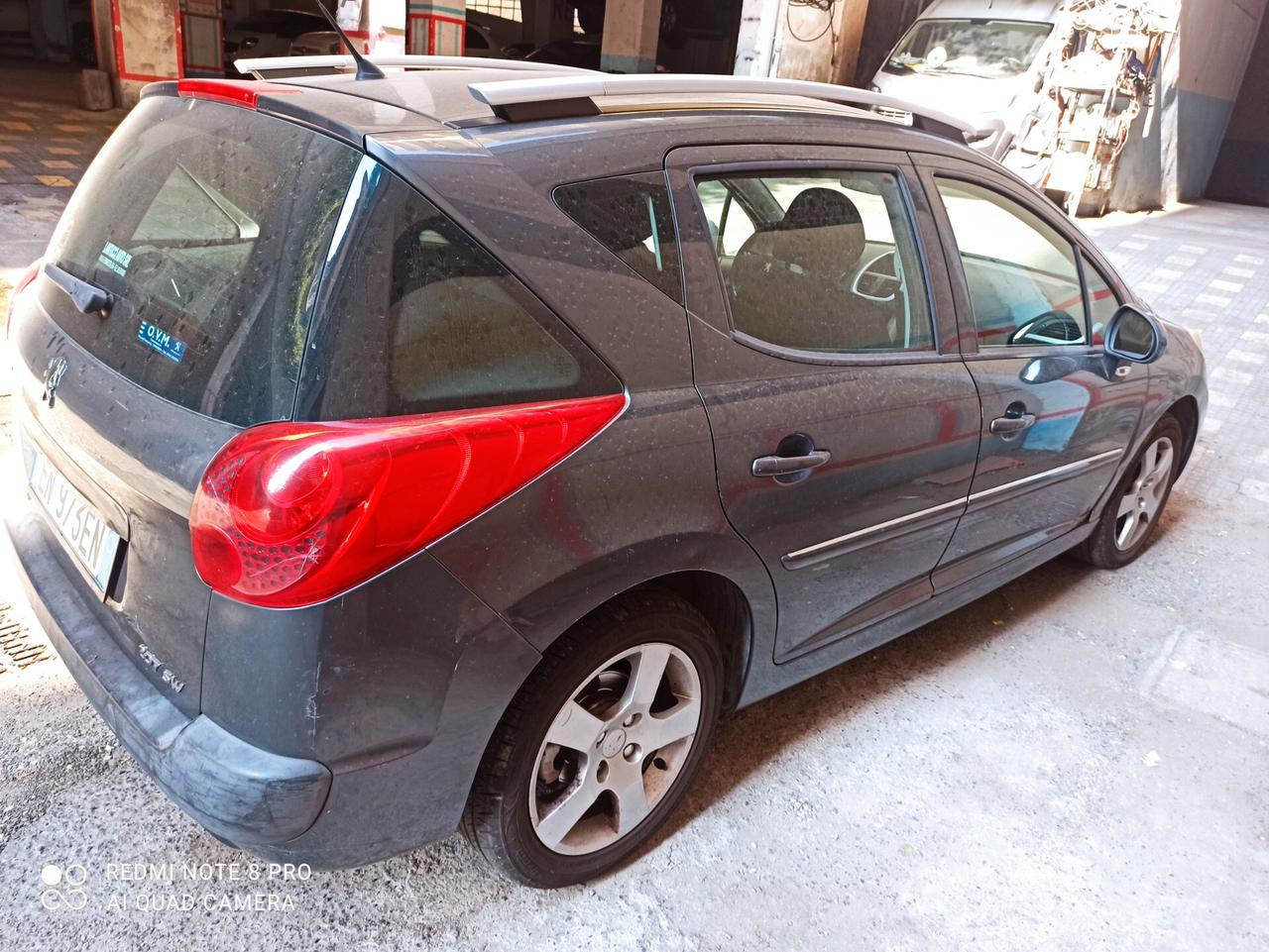 Peugeot 207 1.6 8V HDi 93CV SW Ciel Allure