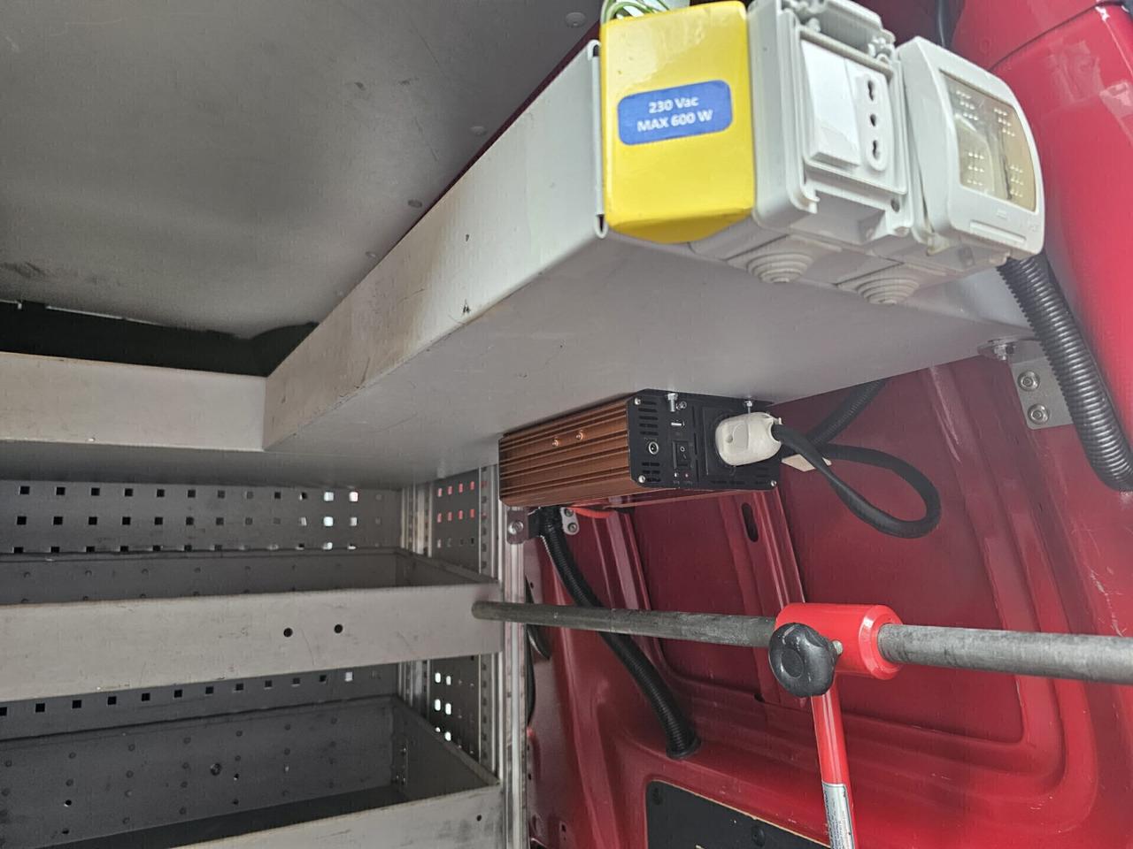 Volkswagen Caddy 2.0 TDI 110 CV 4Motion Furgone Allestito Officina Mobile