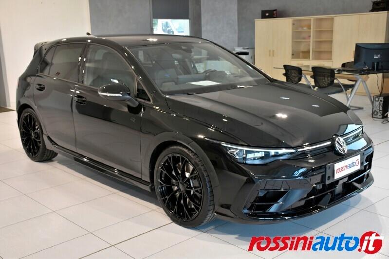 VOLKSWAGEN GOLF 8.5 R BLACK EDITION 2.0 TSI 333 CV DSG 4MOTION AKR