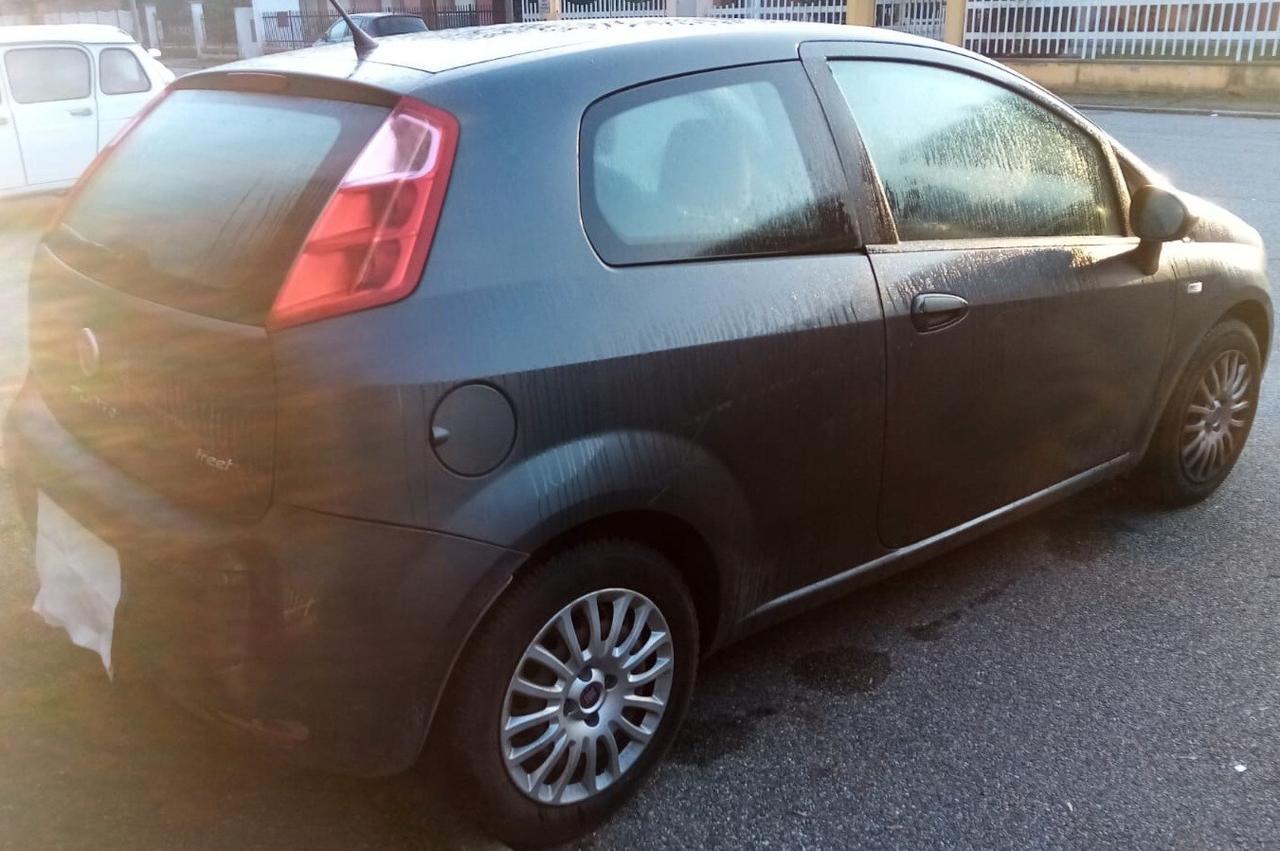 Fiat Punto 1.3 MJT II 75 CV 3 porte Street