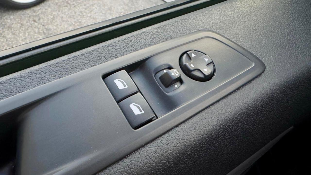 PEUGEOT TRAVELLER 2.0 BLUEHDI LONG ACTIVE 144CV - NOVE POSTI, AUTOMATICO
