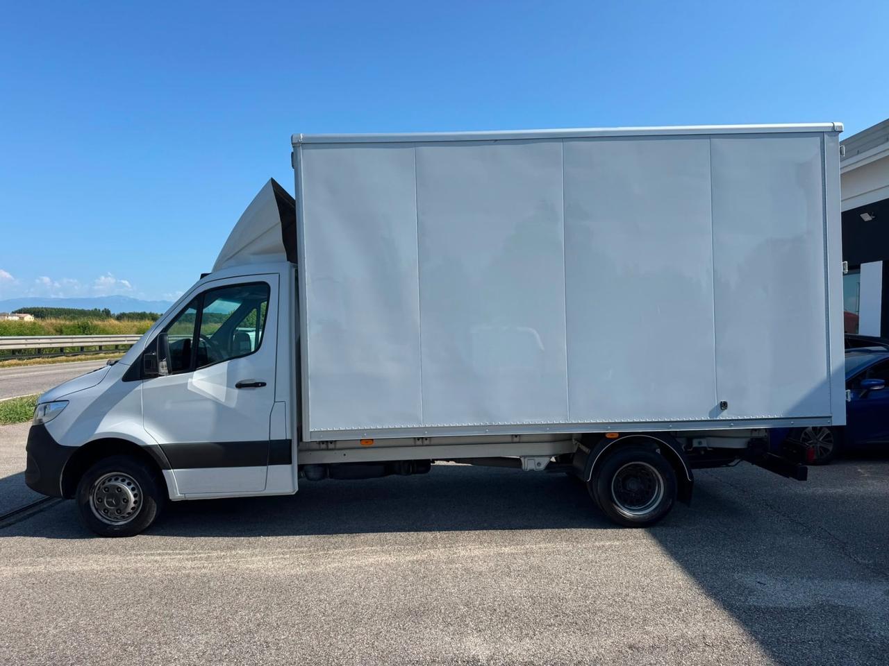 Mercedes-benz Sprinter T43/35 414 CDI RWD RG Cabinato